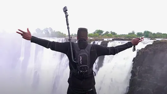 Google ielas attēls: profesionāls fotogrāfs Zimbabvi savieno ar pasauli